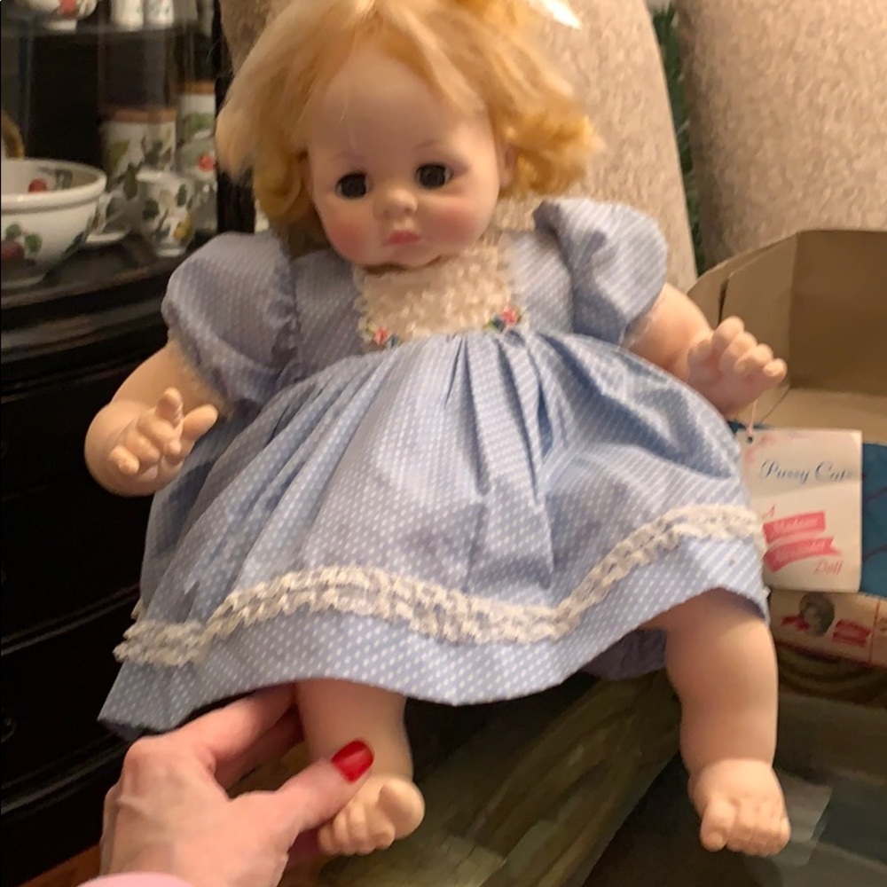 Madame Alexander “Pussy cat ” 1965 Doll
